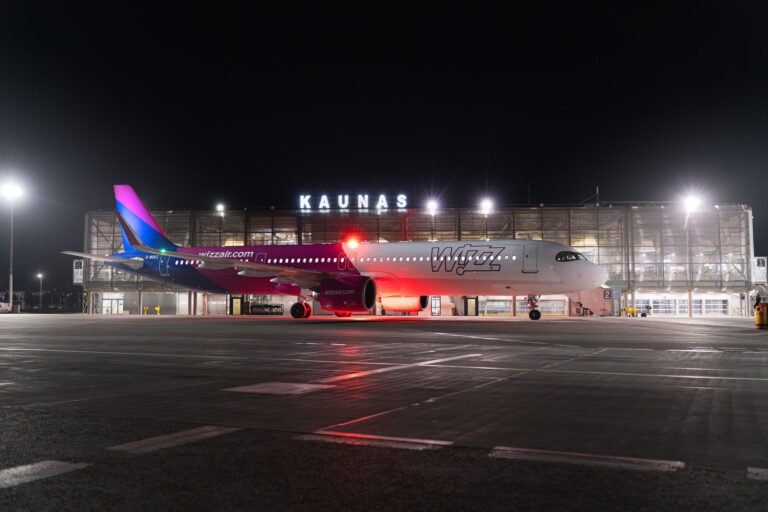 „WIZZ AIR“ KAUNE MINI REIKŠMINGĄ SUKAKTĮ: 10 METŲ NEPERTRAUKIAMOS VEIKLOS