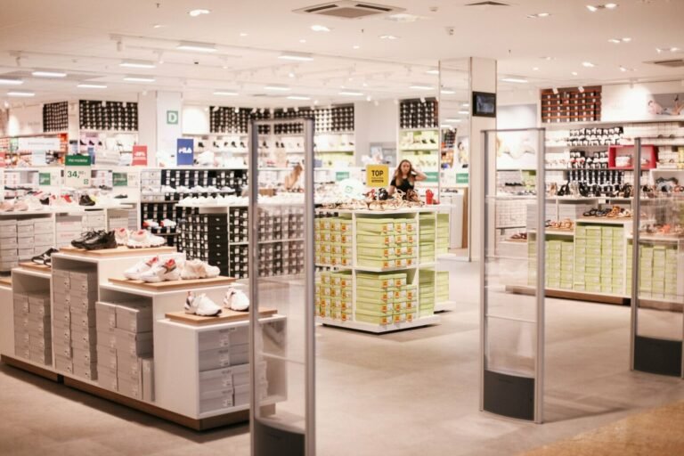 Patarė, kaip teisingai pranešioti naujus batus