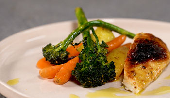 Paskutinės minutės idėja Velykų stalui: šefas dalinasi, kaip pagaminti „Butterfly“ viščiuką