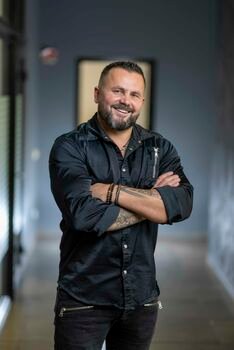 „Profitus“ pradeda platinti obligacijas: investuotojai turės galimybę prisidėti prie Gedimino Kvietkausko verslo plėtros