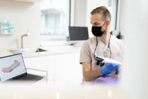 Vis daugiau gyventojų dantų gydymą planuoja iš anksto ir renkasi mokėjimą dalimis