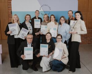 Pristatytas “Reputacijos indeksas 2026”: rekordiškai krito valdžios institucijų reputacija