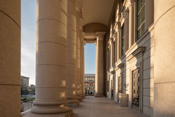 Dveji Nacionalinės bibliotekos veiklos metai: nuo tapimo kompetencijų centru iki skaitmeninio proveržio