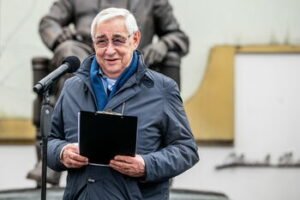 Kauno miesto garbės piliečio vardai – dviem nusipelniusiom asmenybėm