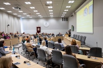 VDU Vilniuje vyks konferencija „Kai egzaminų neužtenka: ar laikas permąstyti pasiekimų vertinimą?“.