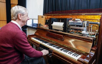 Lietuvoje atgyja egzotiškas muzikos instrumentas iš praeities – pianola