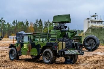 Stiprinama oro erdvės gynyba: įsigyti naujos kartos „SAAB Giraffe X1“ radarai (Atnaujinta)