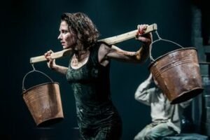 Intelektuali provokacija: 100-asis VMT spektaklis „Marti“ keliauja į didesnę sceną, jį pratęs herojų teismas (Atnaujinta)