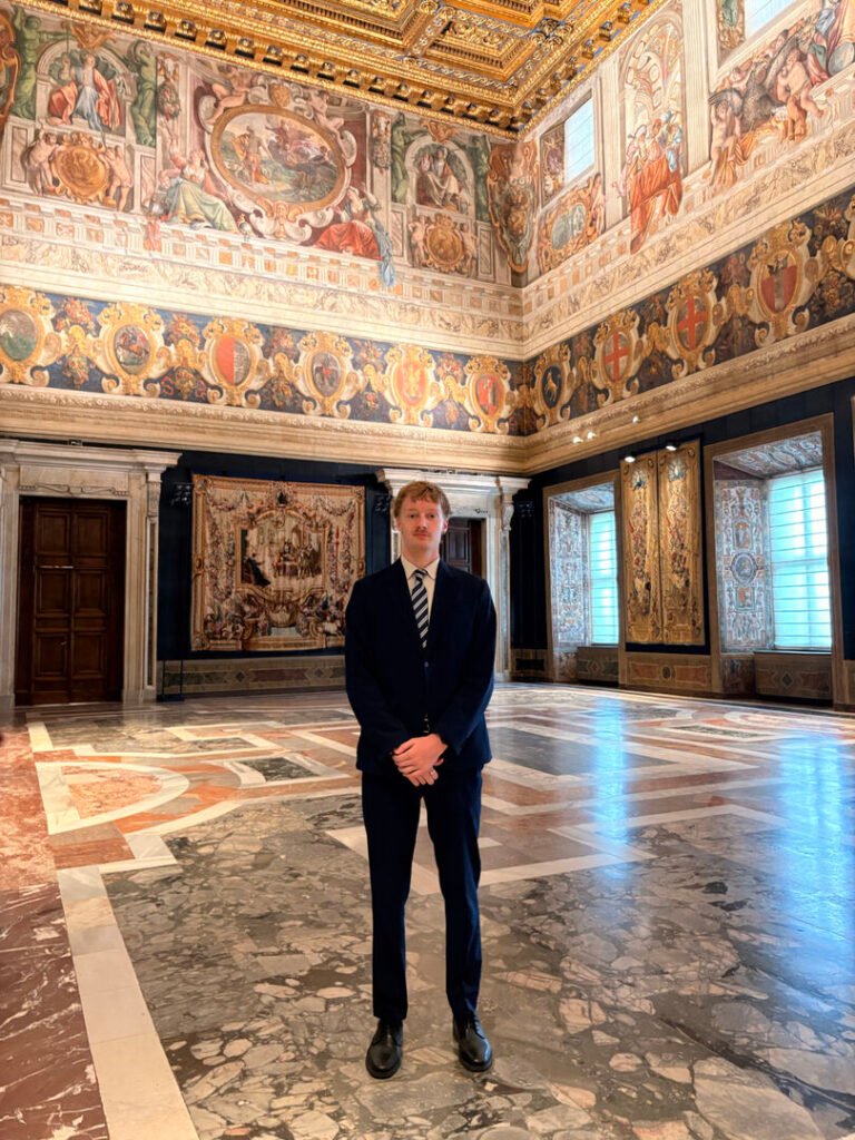 Three International Mobilities in a Year and a Half: A VMU Political Science Student’s Experiences in Italy and Canada
