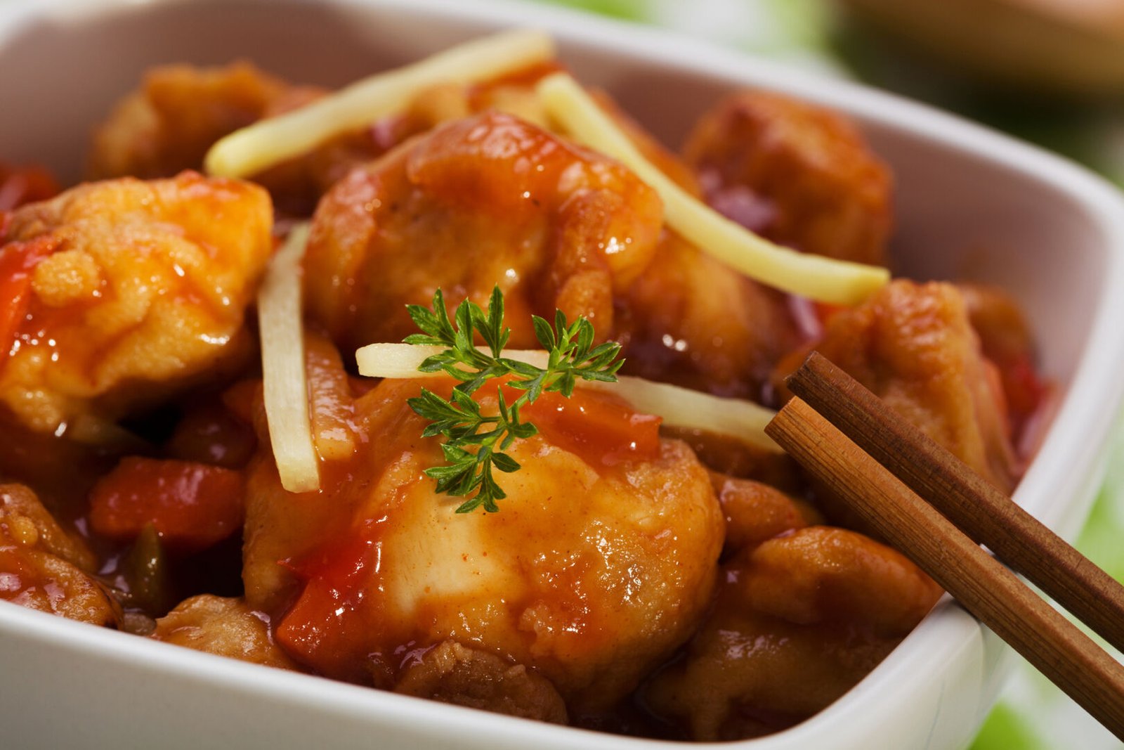 Savaitgalio apsipirkimui – į „Lidl“: ypatingai pigūs pasiūlymai vištienai, bananams ir kitoms populiarioms prekėms