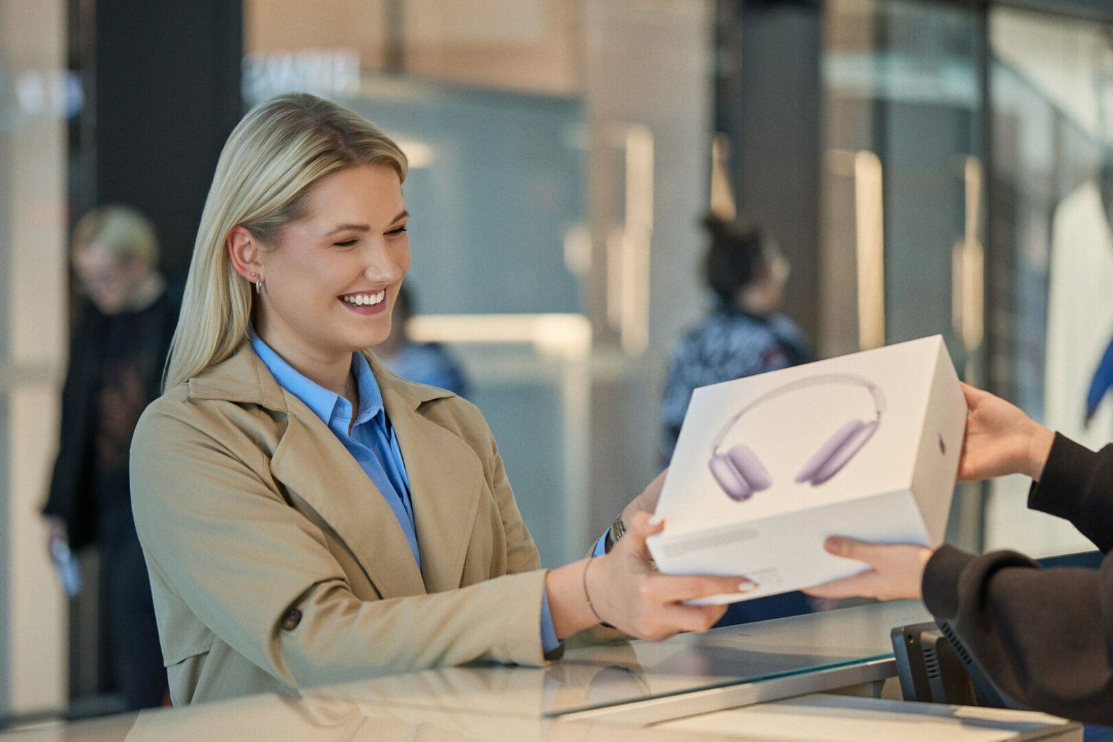 MEGA: stilius slypi detalėse