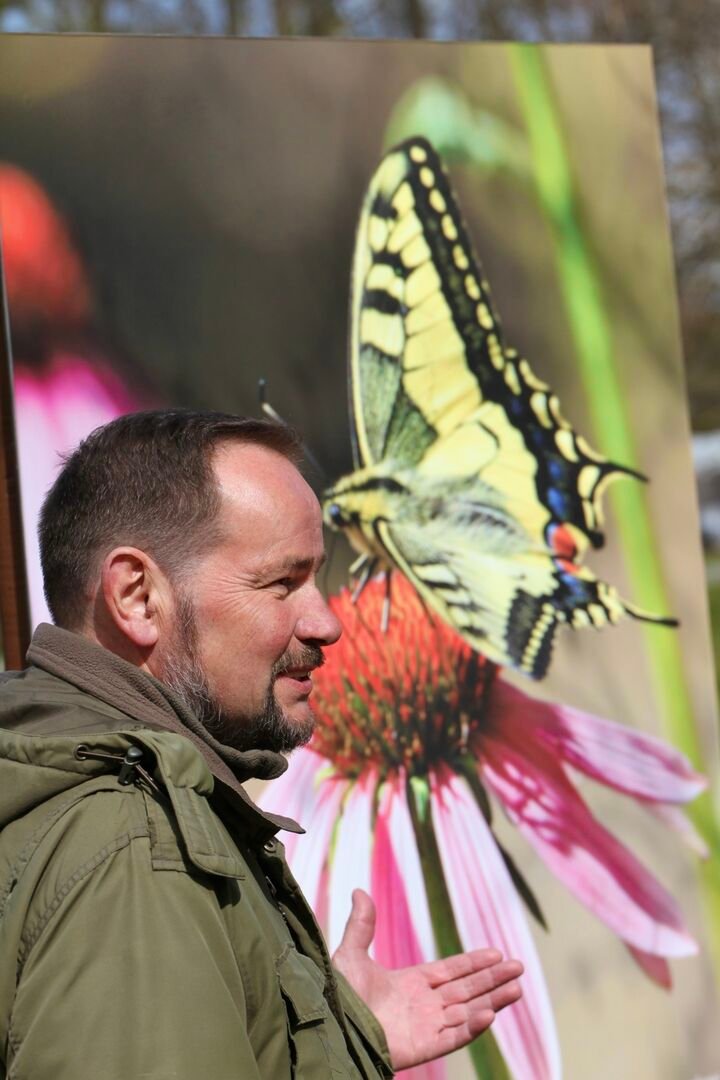 „Voverių fotografu“ praminto Kęstučio Obelevičiaus parodoje – VDU Botanikos sodo gyventojai