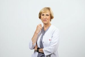 Naujagimis nemiega? Tiksliau – miega, tik ne taip, kaip norėtų tėvai