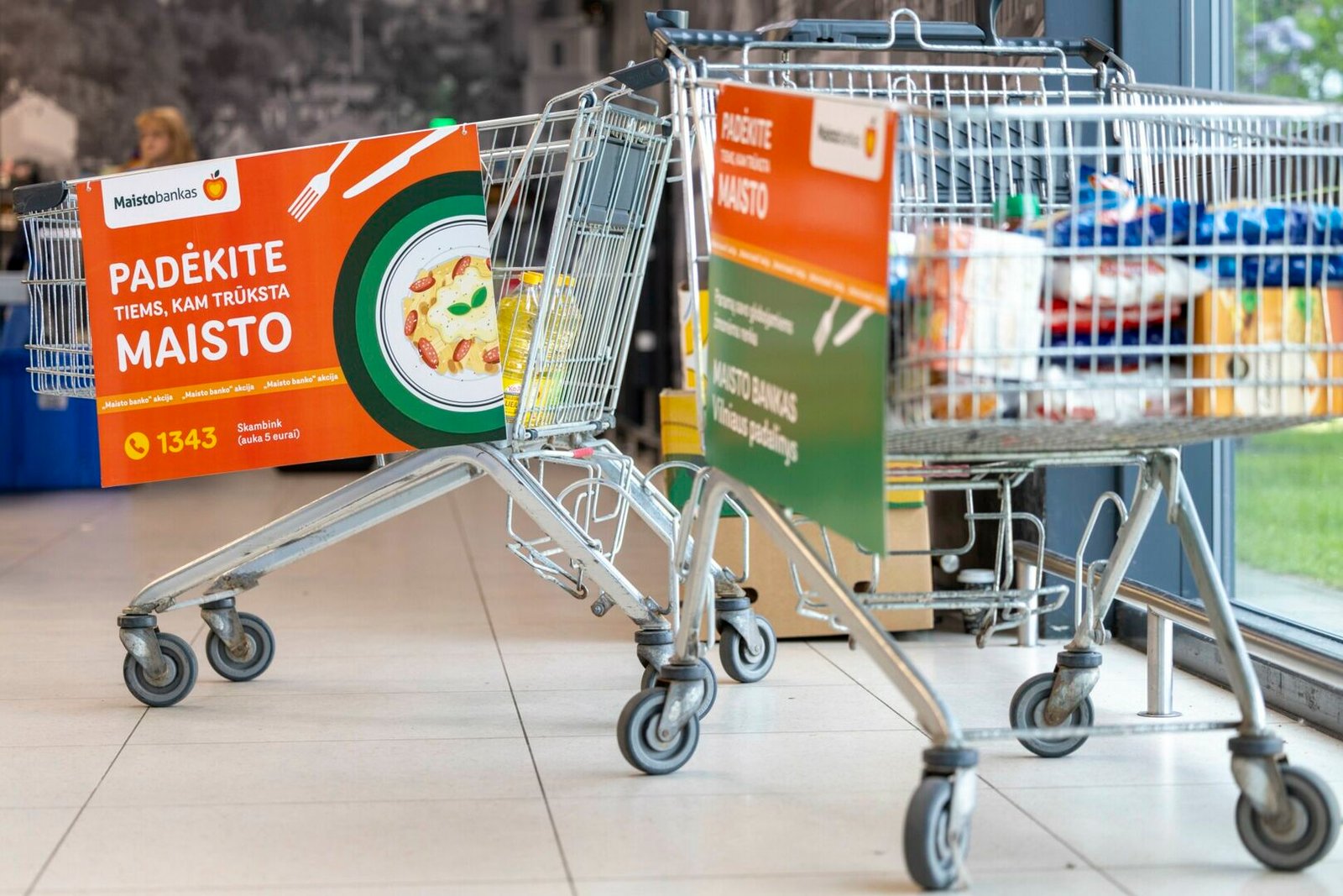„Lidl“ parduotuvėse – jubiliejinė „Maisto banko“ akcija: kokių produktų labiausiai trūksta?