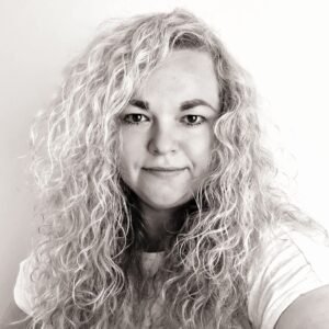 Velykų tradicijos keičiasi: lietuviai skrenda ieškoti šilumos ir vis rečiau skambina