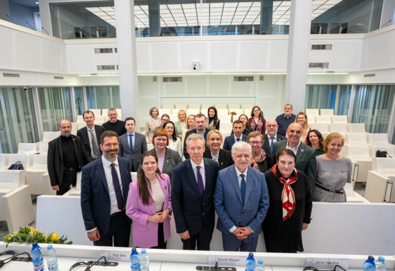 Seimo Etikos ir procedūrų komisijos atstovai dalyvavo tarptautinėje konferencijoje Latvijos parlamente