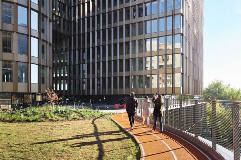 Verslo centre „Hero“ – vienas didžiausių biurų nuomos sandorių Vilniuje