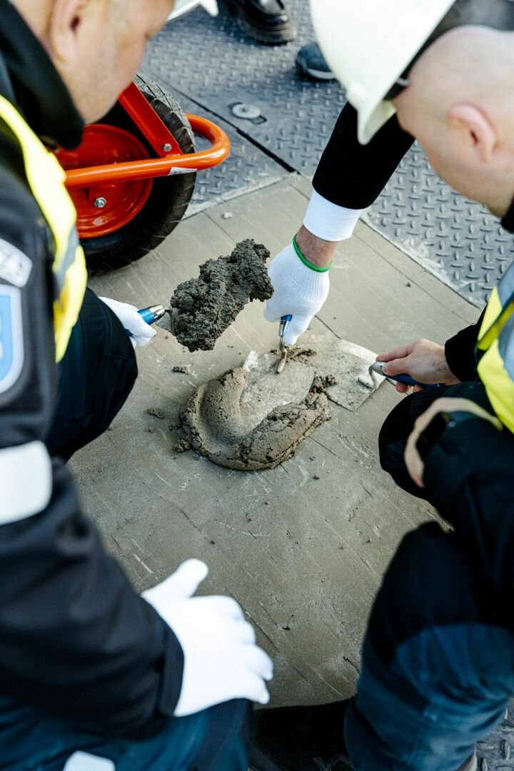 Šiauliuose oficialiai pradėtos naujojo apskrities policijos komisariato statybos – įkasta kapsulė