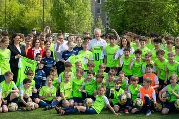 Lietuvos ir Suomijos pirmosios poros apsilankė futbolo klubo „Ataka“ treniruotėje Vilniuje