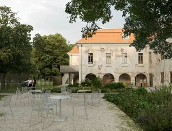 Kirdiejų rūmai atgimsta: išduotas statybos leidimas istorinio komplekso atnaujinimui