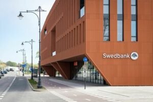 „Swedbank“ Klaipėdoje persikėlė į naujas patalpas „Memelio mieste“