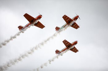 Aviacijos atgimimas regionuose: Tauragėje – legendiniai pilotai ir pirmą kartą Lietuvoje rodomas oro šou