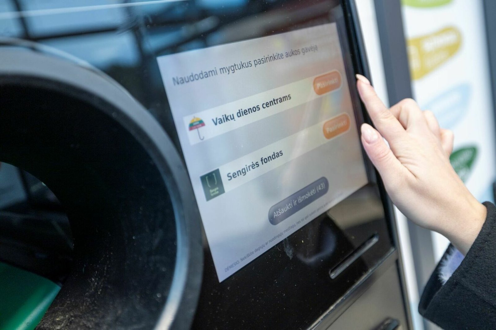 Vaikų dienos proga – „Lidl“ kvietimas nelikti abejingiems primena apie paprastą būdą paaukoti dienos centrams (Atnaujinta)