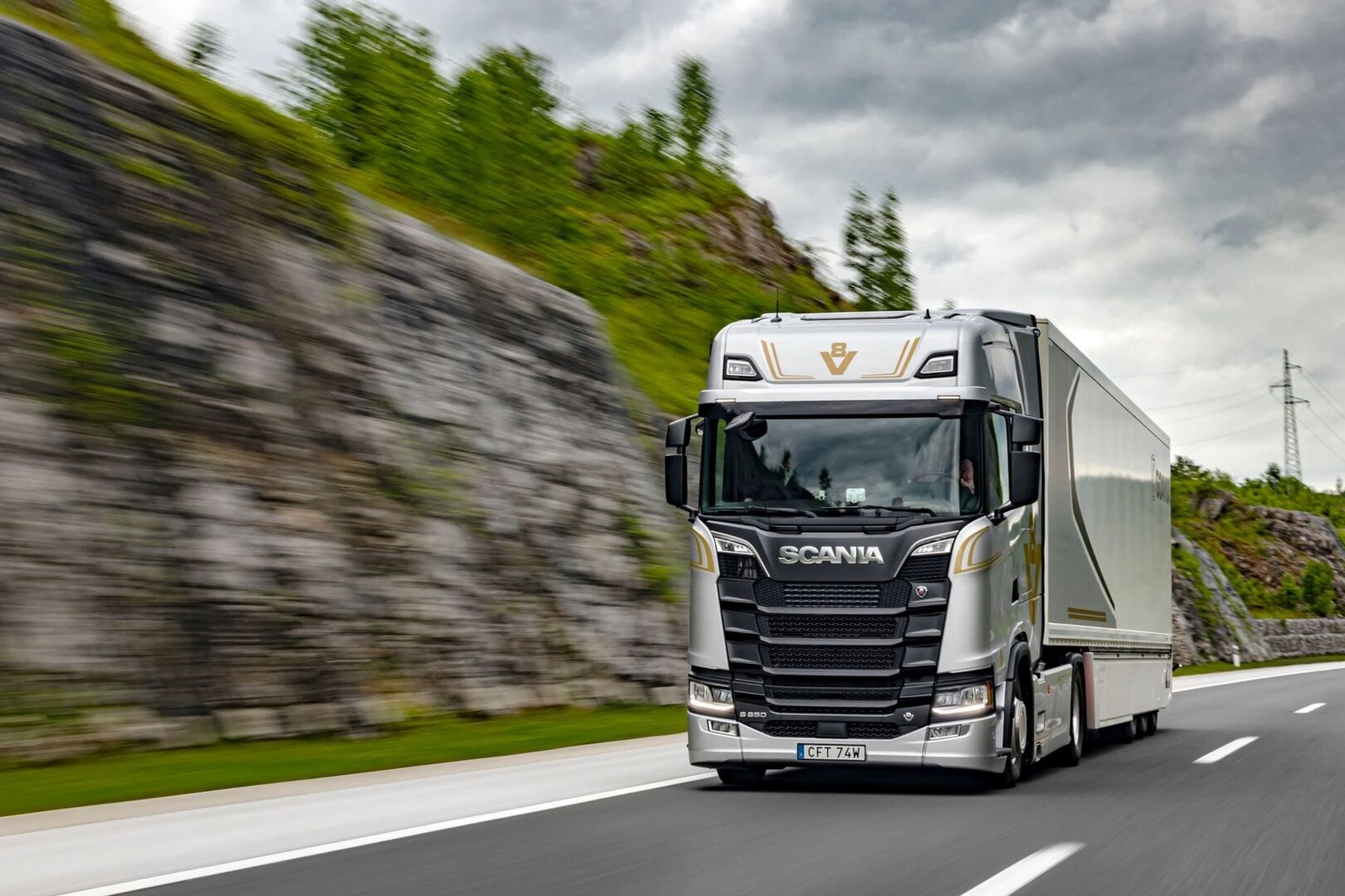 TTLA: rekordinis kelių transporto eksportas pildo biudžetą, tačiau sektoriaus augimą stabdo darbuotojų trūkumas