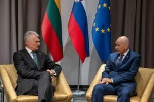 Prezidentas su Slovėnijos Ministru Pirmininku aptarė Europos saugumą, ES biudžetą ir Lietuvos pirmininkavimą ES Tarybai