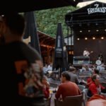 VINGIO PARKE ATGIMSTA LEGENDINĖ VIETA: DURIS ATVERIA „7 FRIDAYS VINGIS“