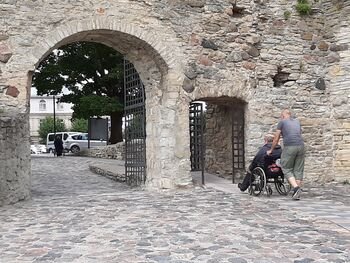 Pro virtuvines duris ar pro pagrindinį įėjimą? Kultūros paveldas ieško sprendimų, kaip atsiverti visiems