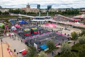 Šaltibarščių festivalyje vilniečiai atrado sportą, dėl kurio JAV eina iš proto