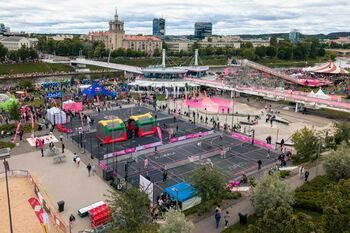 Šaltibarščių festivalyje vilniečiai atrado sportą, dėl kurio JAV eina iš proto