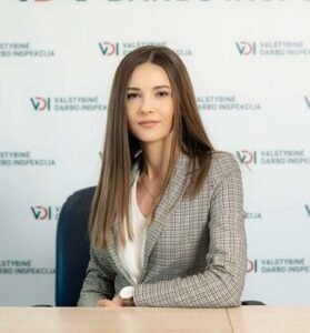 Skaidraus darbo užmokesčio pokyčių įsigaliojimas nukeltas: darbdaviai raginami pasiruošimo neatidėti