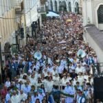 Devintinių procesija Vilniuje tapo įžanga į Pasaulinį Apaštalinį Gailestingumo kongresą