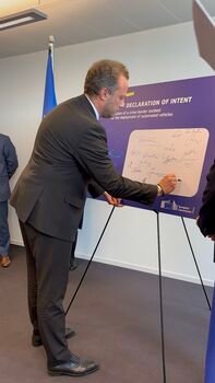 Ministras J. Taminskas Liuksemburge uždegė žalią šviesą autonominio transporto bandymams tarp ES valstybių