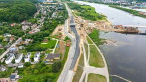 Keičiasi eismo tvarka Užnemunės gatvėje: vairuotojai išbandys būsimą tunelį