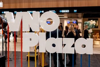 Vilniaus oro uoste atidaryta „VNO Plaza“: rekonstruotas senasis išvykimo terminalas tapo didžiausia oro uosto komercine erdve