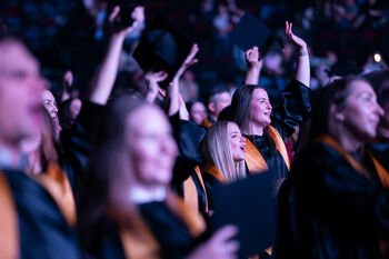 Klaipėdos universiteto absolventai atsiėmė diplomus