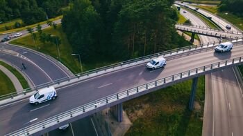 „Civinity“ pradeda automobilių autoparko elektrifikaciją: konkursą laimėjo „Toyota“ atstovai Lietuvoje ir Latvijoje, pirmieji 150 automobilių, kurių vertė sieks iki 2,7 mln. Eur – dar šiemet
