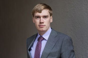 Kodėl centriniai bankai gali būti priversti pakelti palūkanų normas, kai pabrangsta nafta?