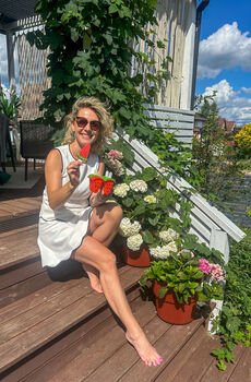 Pigu, gaivu ir be pridėtinio cukraus: Liucina Rimgailė dalijasi vasaros ledų receptu, kuriam reikia vos vieno ingrediento