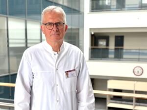 Santaros žinios: trijų akušerių-ginekologų pamokos Tėvo dienai. Tėvystė prasideda nuo buvimo šalia