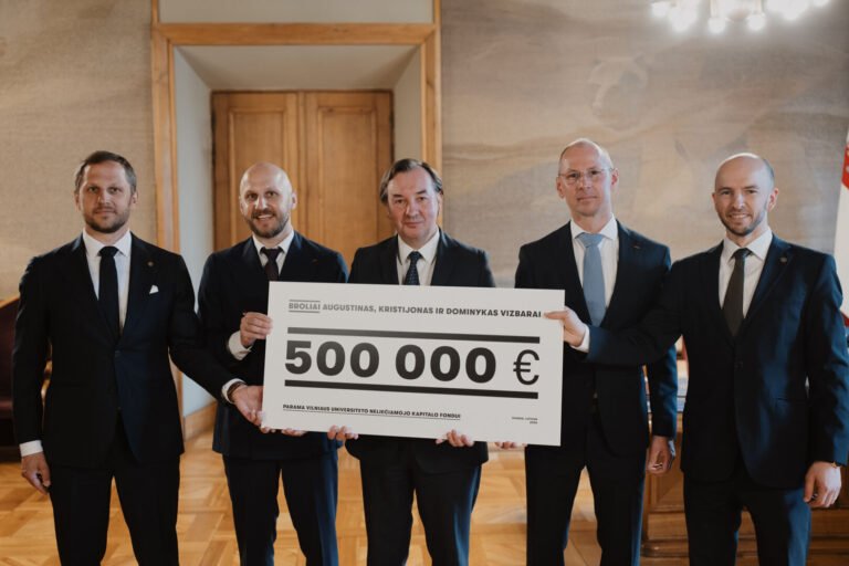 Broliai Vizbarai skiria 0,5 mln. eurų paramą filantropiniam VU neliečiamojo kapitalo fondui