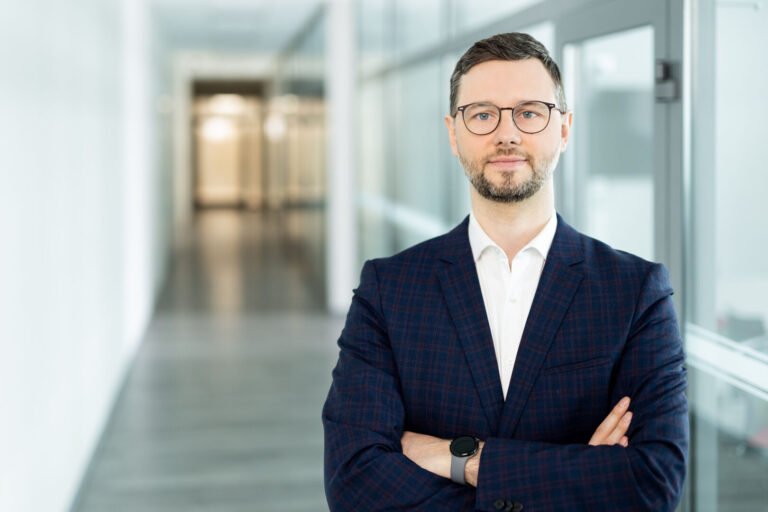 Po pasikartojančių pranešimų apie vištieną – ragina daugiau dėmesio skirti atsekamumui (Atnaujinta)