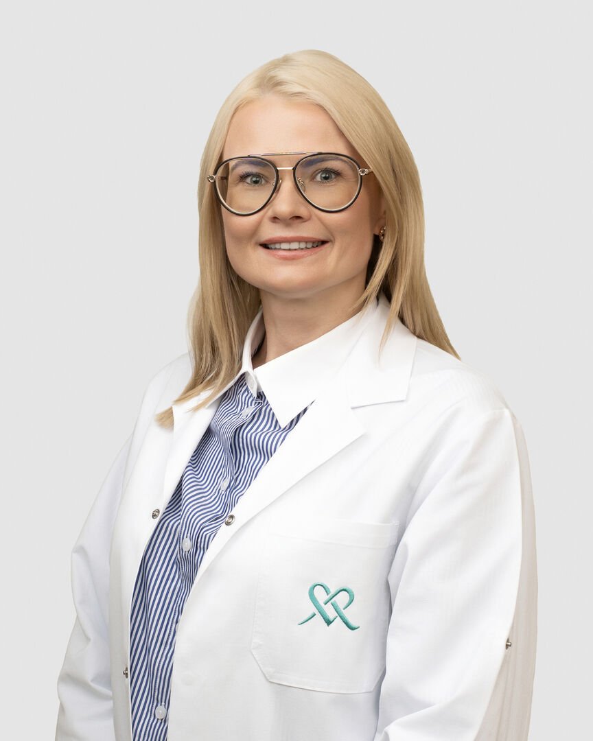 Šeimos gydytoja įspėja: galvos svaigimas ir silpnumas vasarą gali signalizuoti apie „tyliąją ligą“
