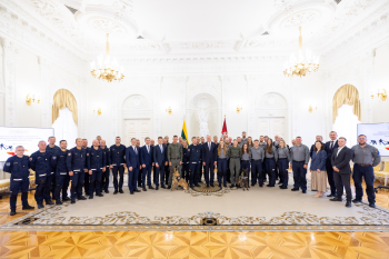 Prezidentas padėkojo Venesueloje dirbusiems gelbėtojams ir medikams