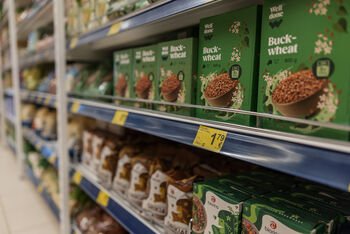 Kol skaičiuojami sutaupyti eurai, pamirštamas sugaištas laikas ir kiti kaštai: kokia reali akcijų medžioklės kaina?
