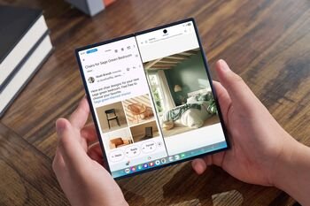 Telefonas tampa pagrindiniu darbo ekranu? Kone kas antras lietuvis išmaniuoju nori dirbti kaip kompiuteriu