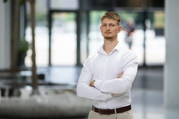 Pradėjo galioti 0 % muito tarifas JAV kilmės automobiliams